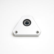 Load image into Gallery viewer, Rear Wheel Bearing Plate